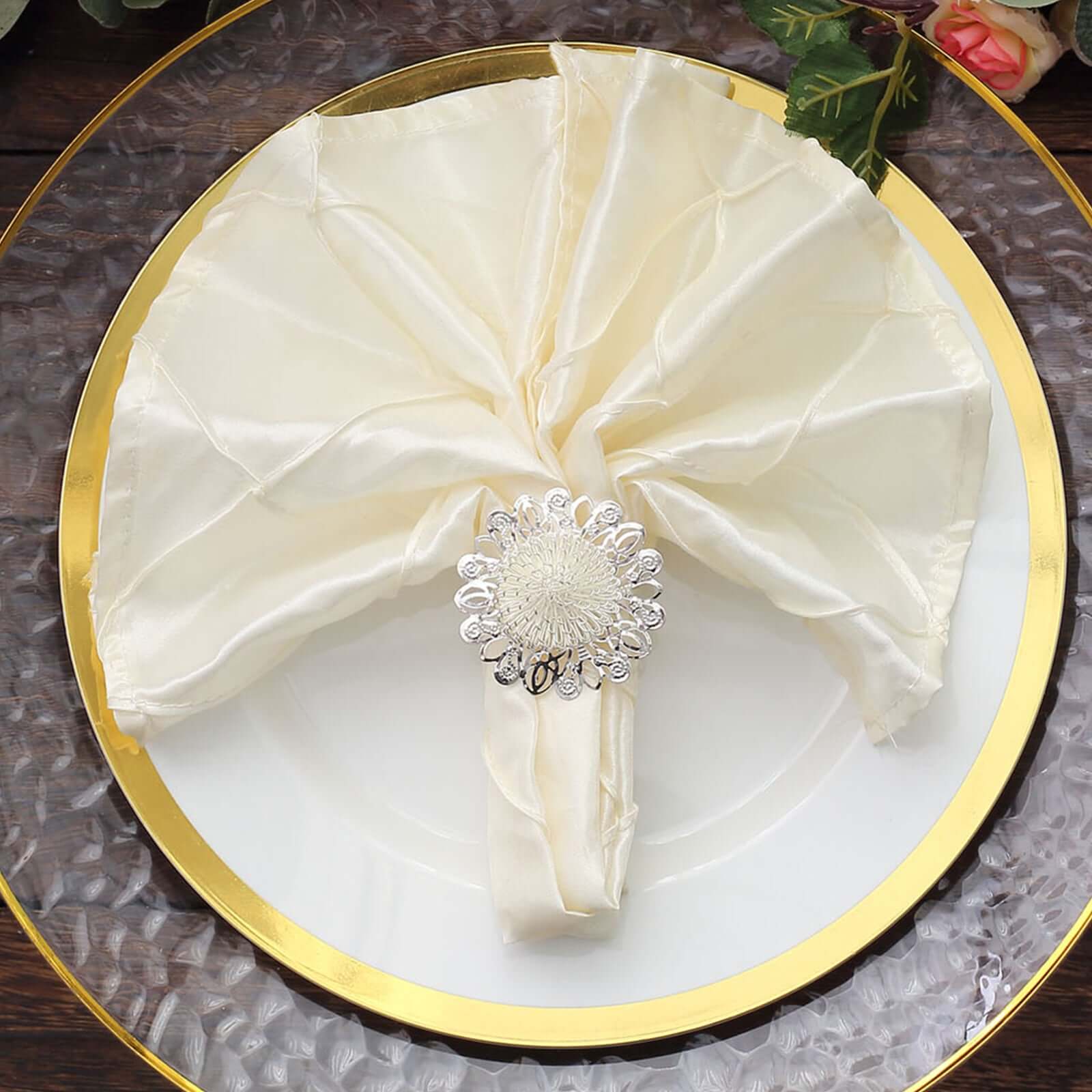 4 Pack 2" Elegant Silver Metal Floral Serviette Napkin Rings, Daisy Flower Buckle Napkin Holders - Bell Racket Store