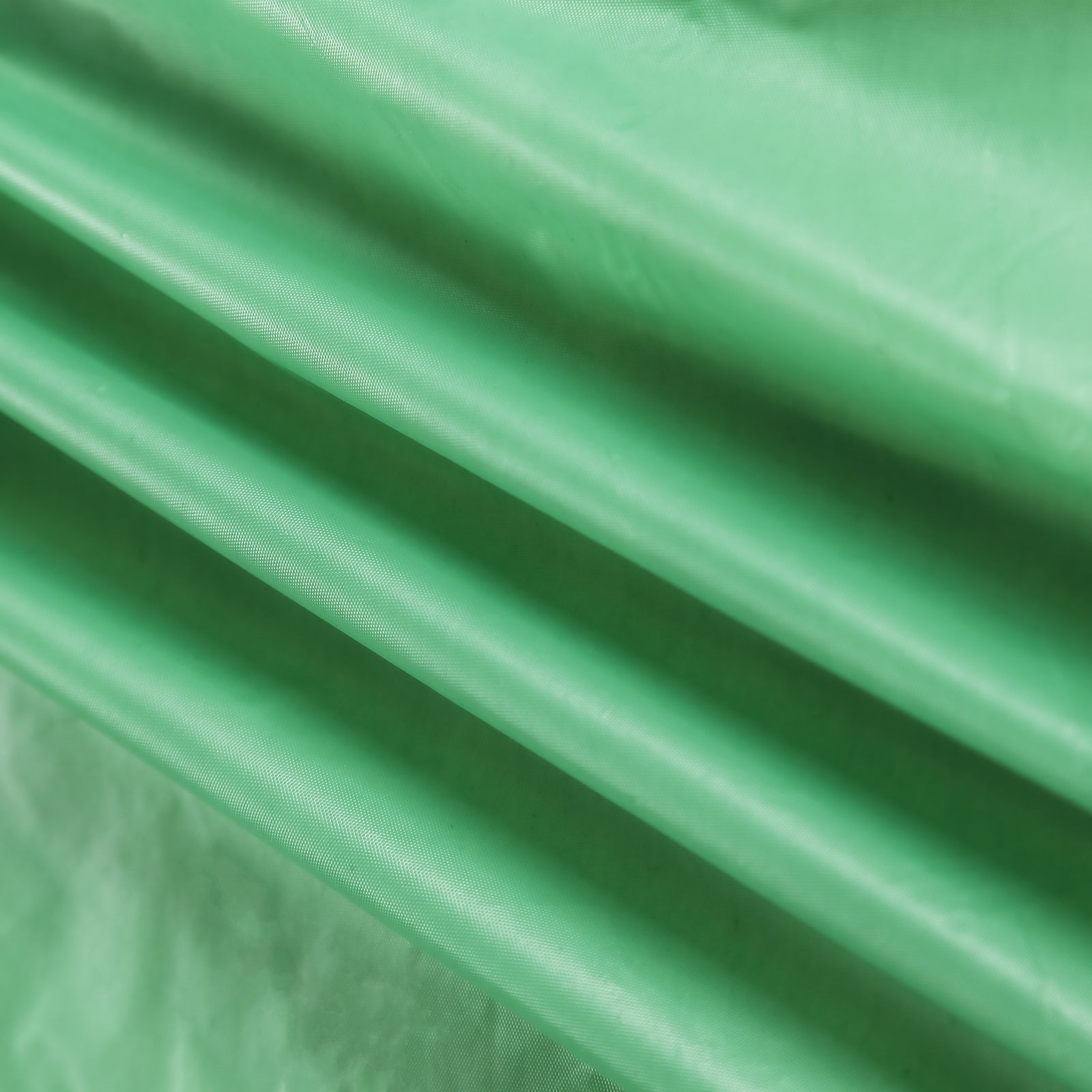 5 - Pack Plastic Table Covers Sage Green Round - Durable PVC Disposable Tablecloths for Events 84" - Bell Racket Store