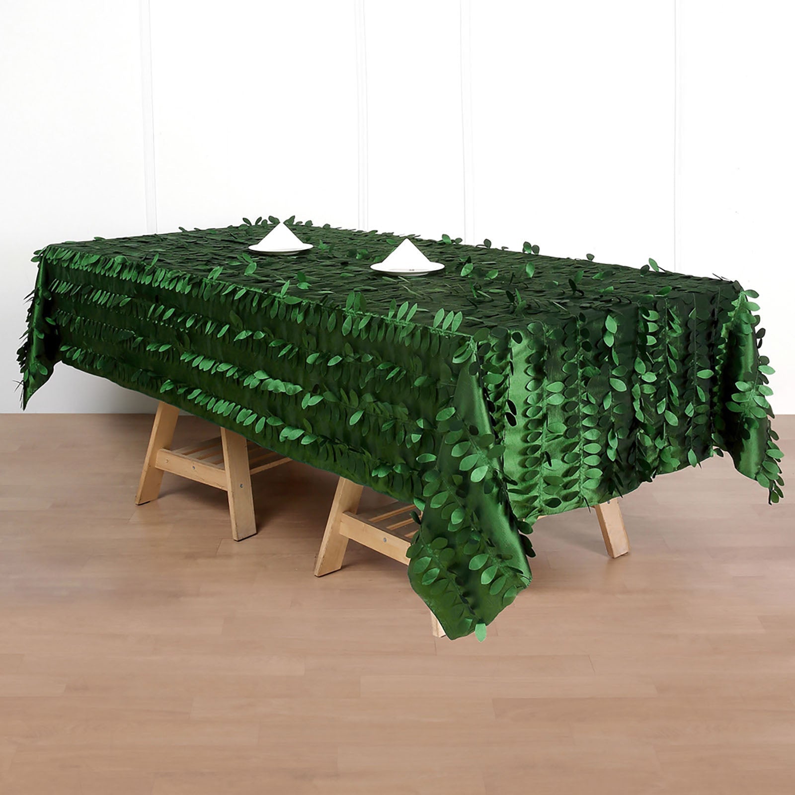 Taffeta 60"x102" Rectangle Tablecloth Green | Exquisite 3D Leaf Petal Design for Chic Wedding & Event Decor