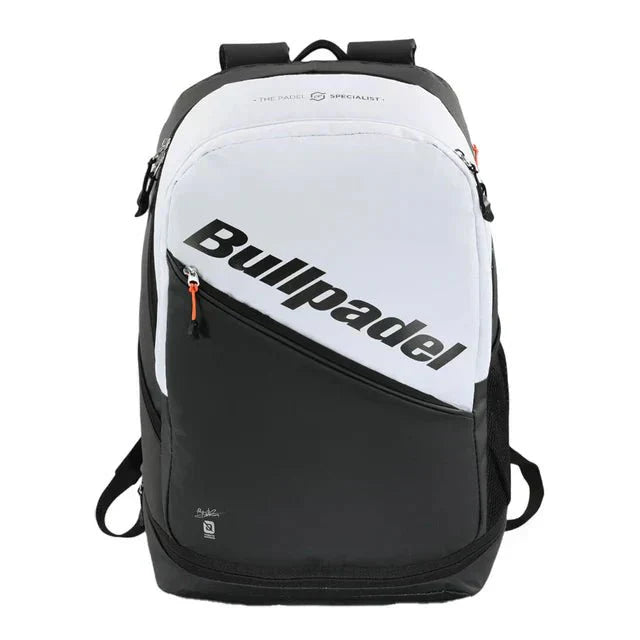 BULLPADEL BPM HACK Blacno och Black 2025 PAQUITO NAVARRO Backpack Padel Bag Bullpadel