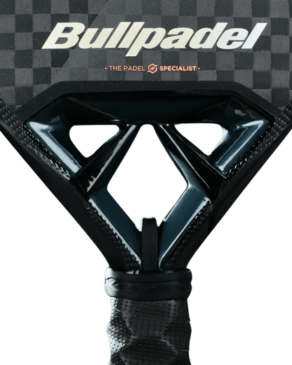 Bullpadel Vertex 04 Hybrid - Bell Racket Store