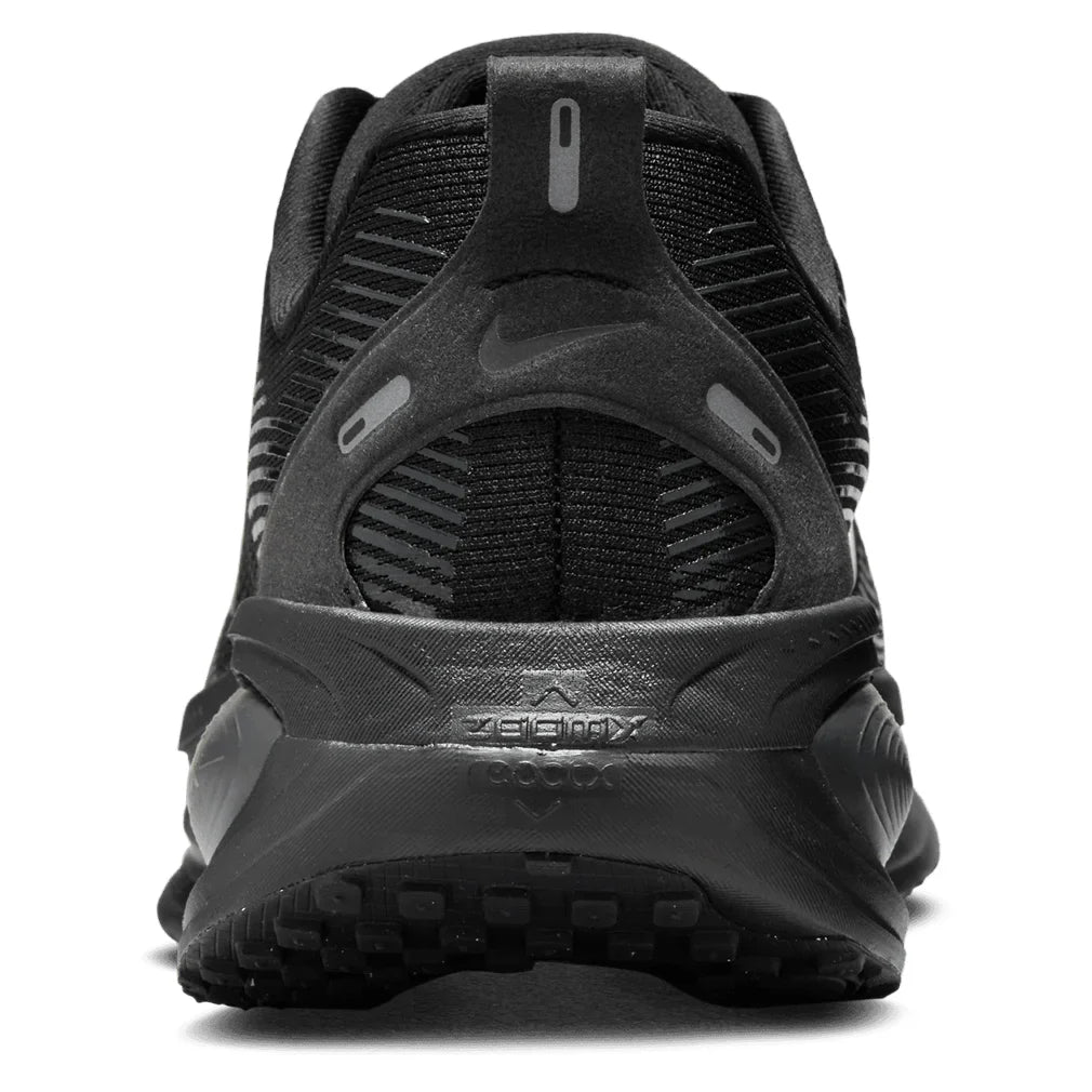 Men's Vomero 18 Running Shoes Black - Bell Racket Store