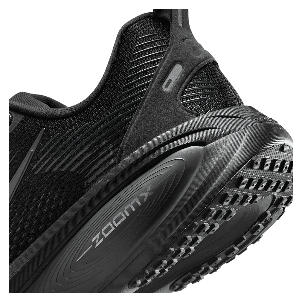 Men's Vomero 18 Running Shoes Black - Bell Racket Store