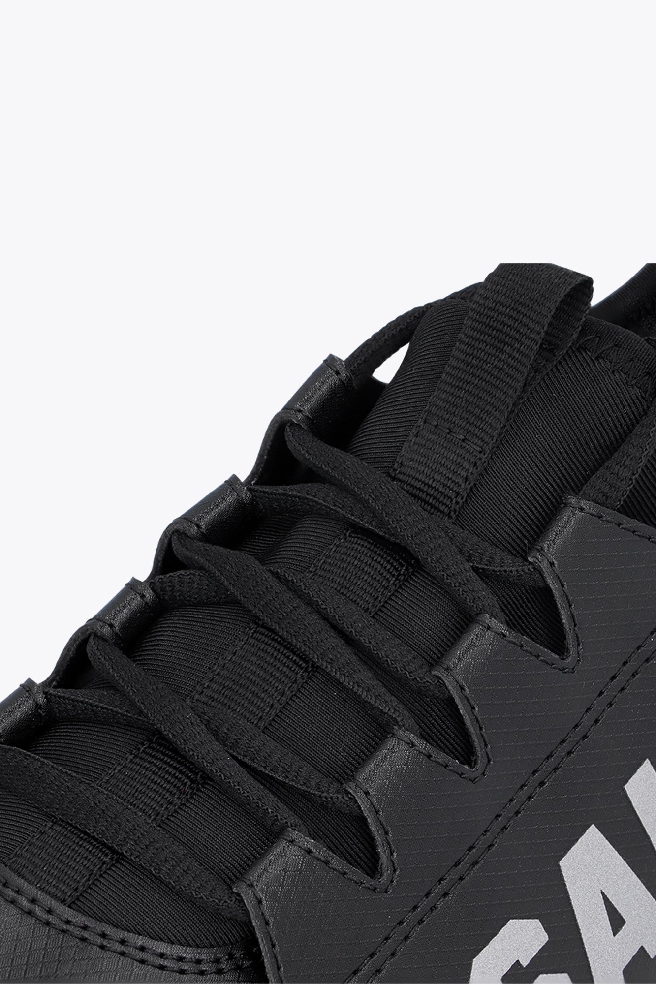 Osaka Footwear Furo | Black - Bell Racket Store