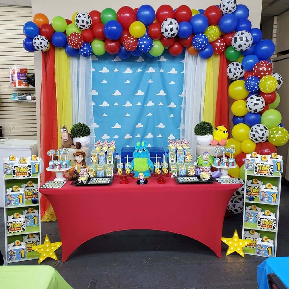 Stretch Spandex 6ft Rectangle Tablecloth Red - Durable Form-Fitting Table Cover