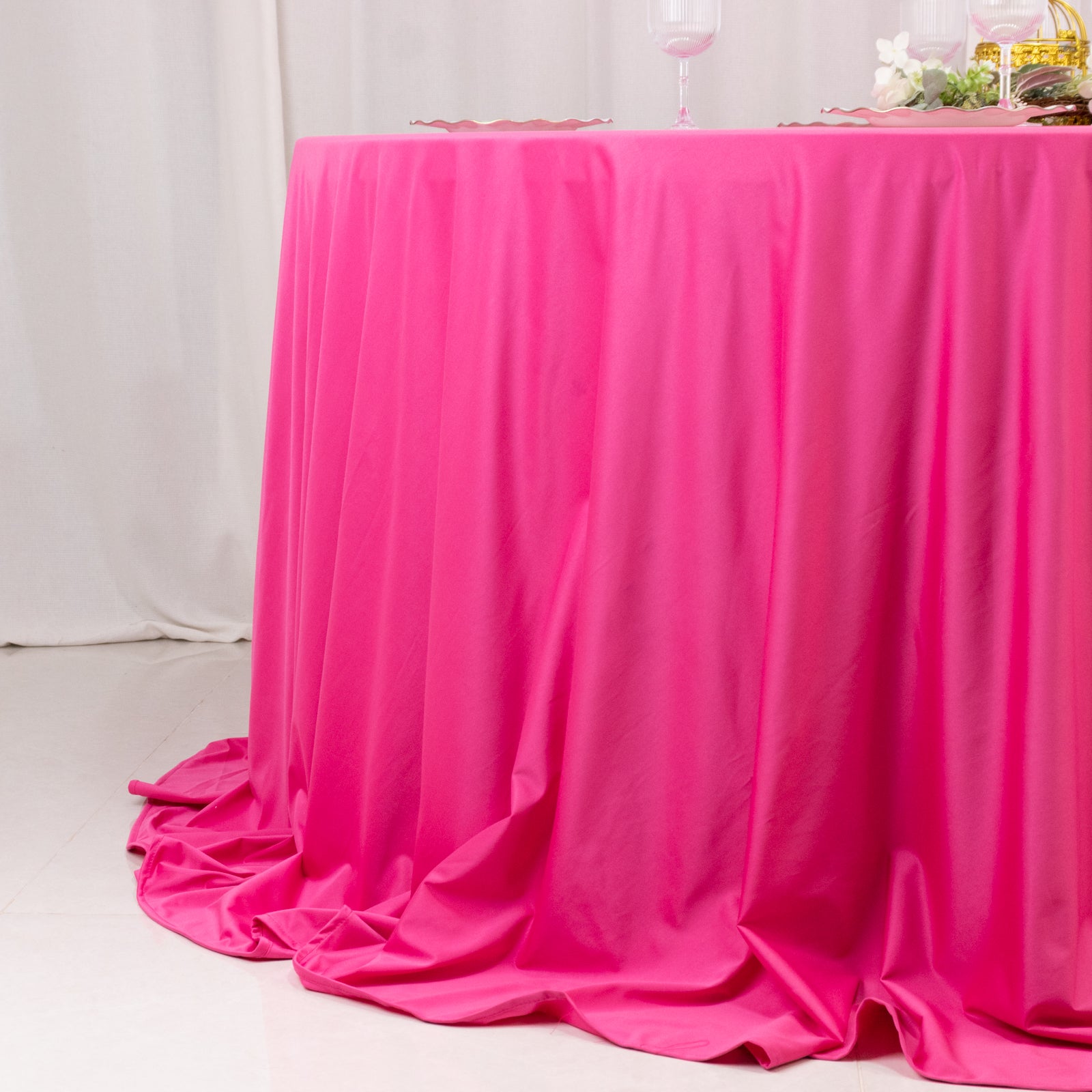 Scuba Round 132" Tablecloth Fuchsia - Wrinkle Free & Stain Resistant Seamless Table Cover - Bell Racket Store