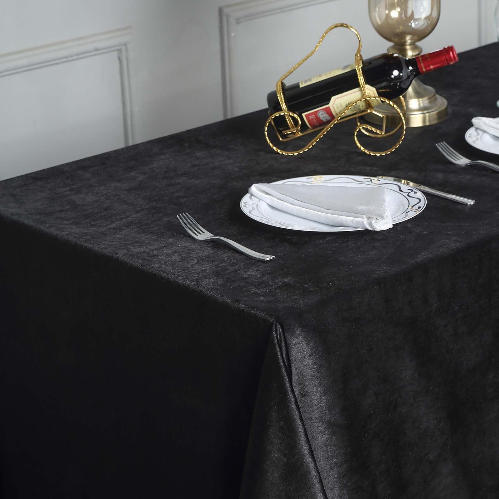 Premium Velvet 90"x132" Rectangle Tablecloth Black - Reusable Soft & Polished Seamless Table Cover for Luxury Weddings & Events